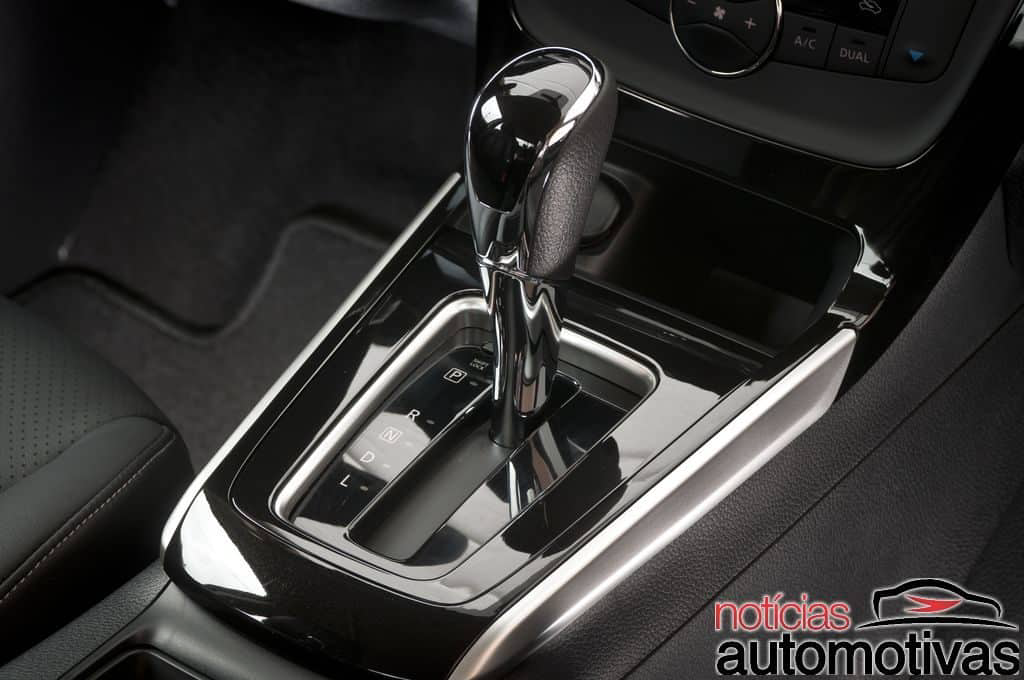 Nissan Sentra 2015: versões, consumo, equipamentos, preço, etc 