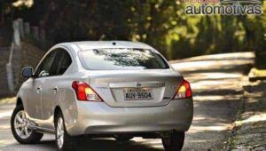 nissan versa sl fotos auto press 5