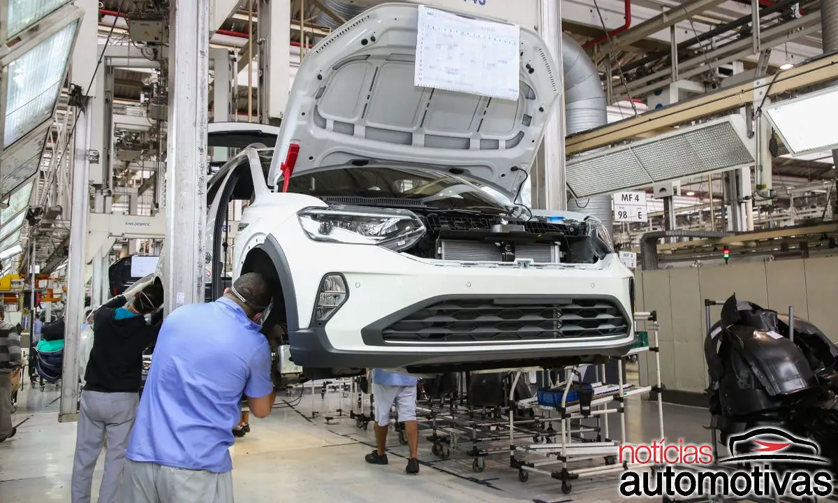 Volkswagen retoma produção em fábricas paulistas