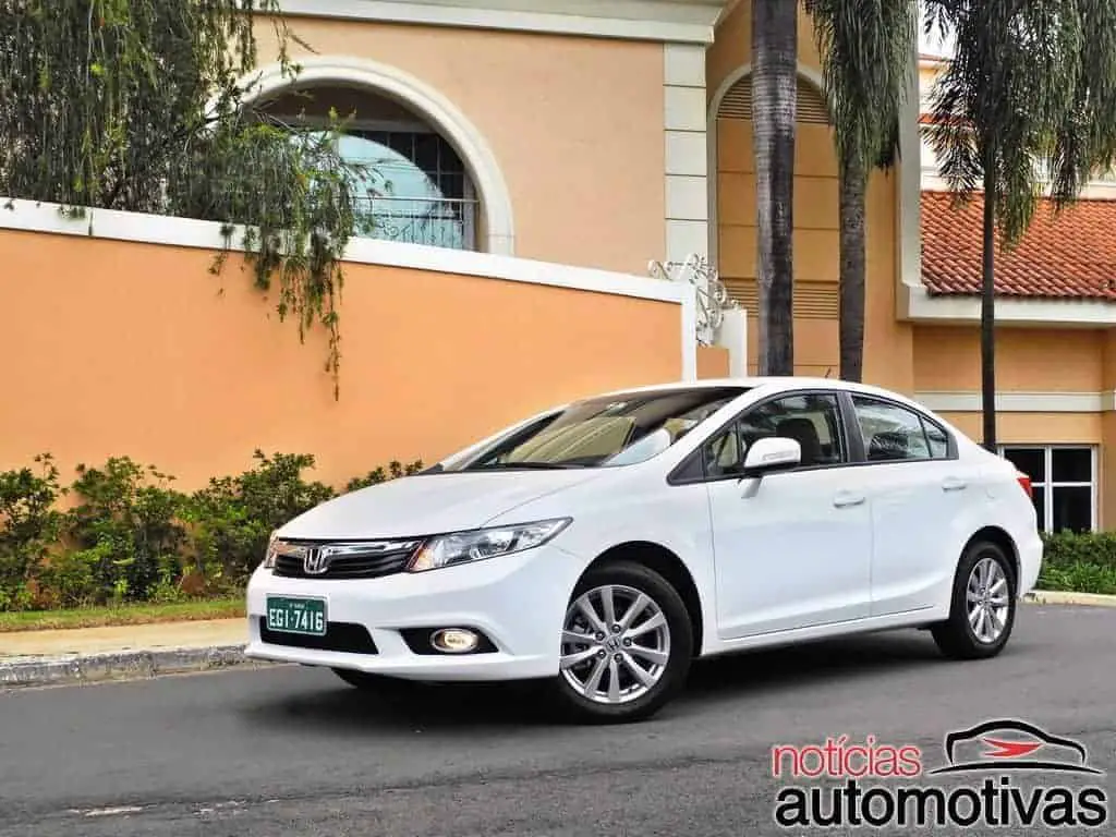 Honda Civic 2017 - Página 27 Novo-civic-2014-21