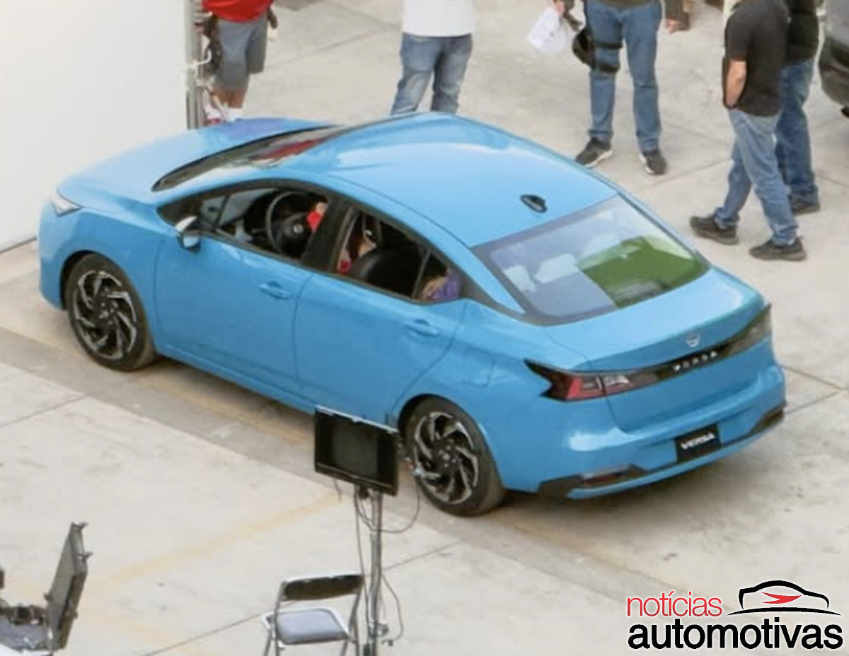 novo nissan versa 2027 flagra (2)
