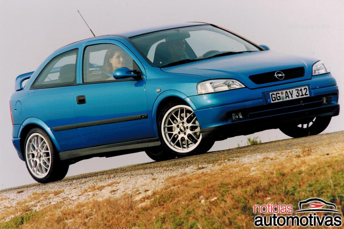 Opel comemora 25 anos da gama OPC; versão inspirada em competição fica acima da tradicional GSi