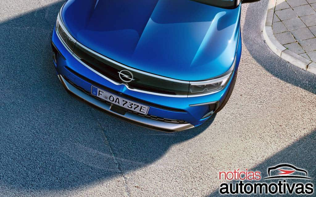 Opel Grandland 2022 adota novo visual com Vizor e visão noturna 