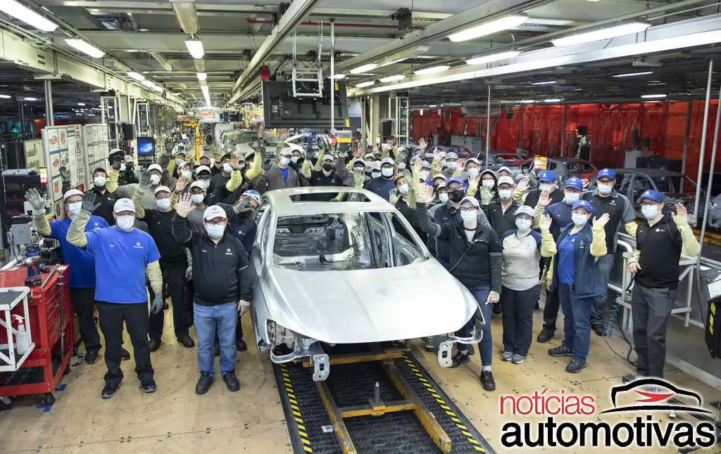 Volkswagen Passat deixa de ser produzido, mas agora nos EUA 
