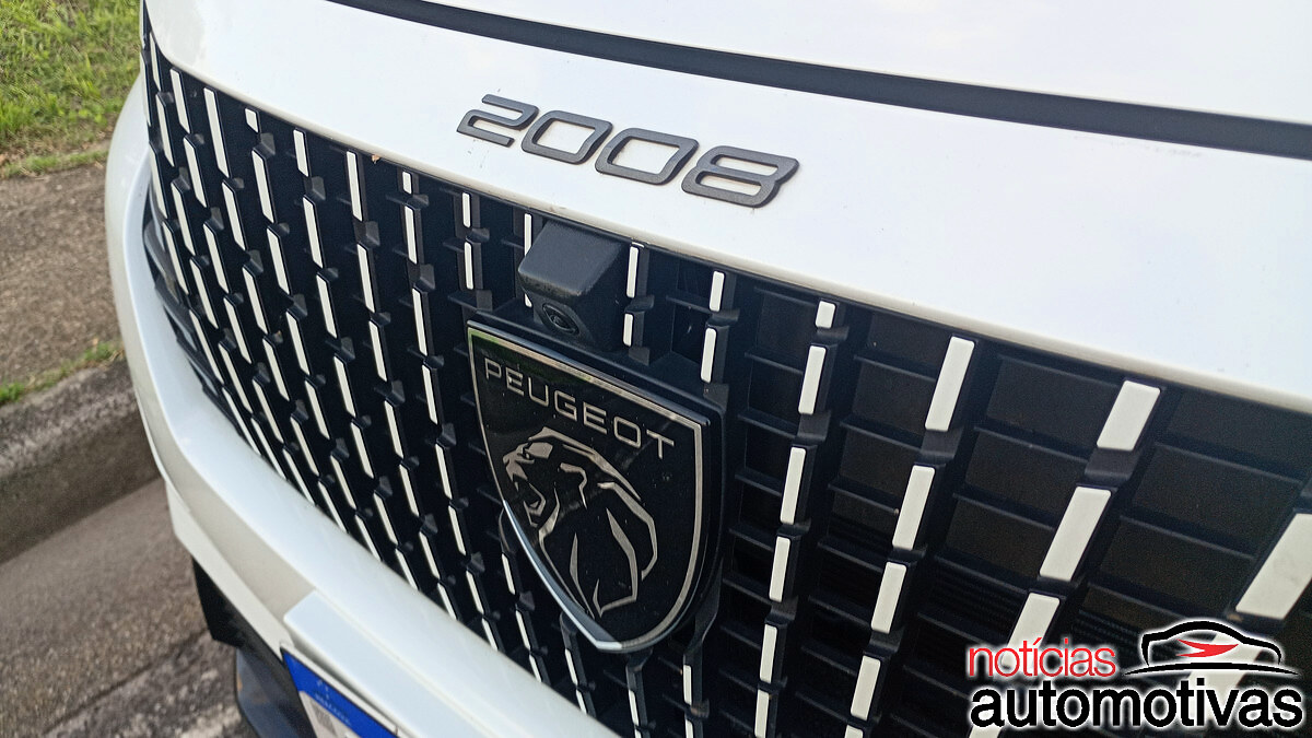 peugeot 2008 gt hybrid avaliação na (17)