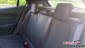 peugeot 2008 gt hybrid avaliação na (25)