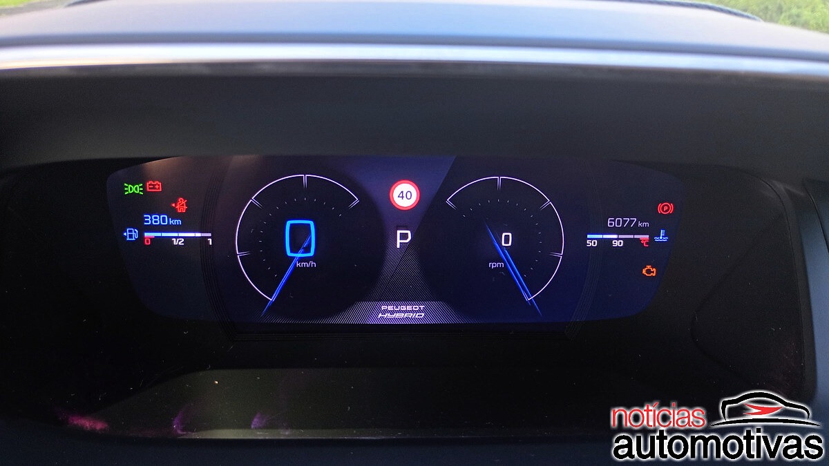 peugeot 2008 gt hybrid avaliação na (29)