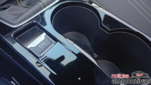 peugeot 2008 gt hybrid avaliação na (39)