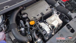 peugeot 2008 gt hybrid avaliação na (46)