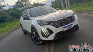 peugeot 2008 gt hybrid avaliação na (48)