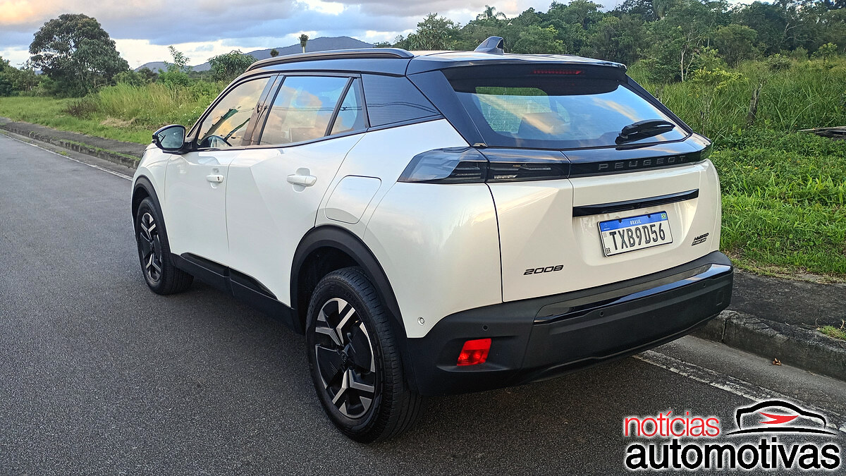peugeot 2008 gt hybrid avaliação na (9)