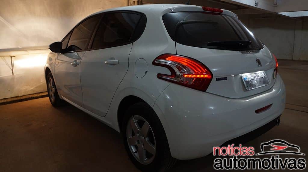 Por que o Peugeot 208 vende tão pouco? Veja 10 motivos