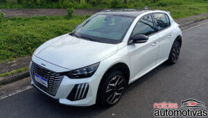 peugeot 208 gt hybrid avaliação na (11)