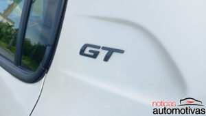 peugeot 208 gt hybrid avaliação na (13)