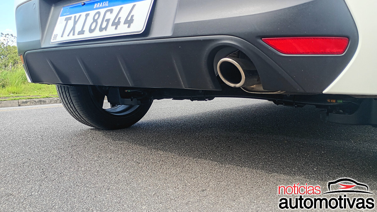 peugeot 208 gt hybrid avaliação na (18)