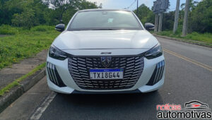 peugeot 208 gt hybrid avaliação na (2)