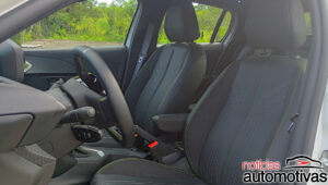 peugeot 208 gt hybrid avaliação na (25)