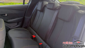 peugeot 208 gt hybrid avaliação na (30)