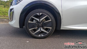 peugeot 208 gt hybrid avaliação na (7)