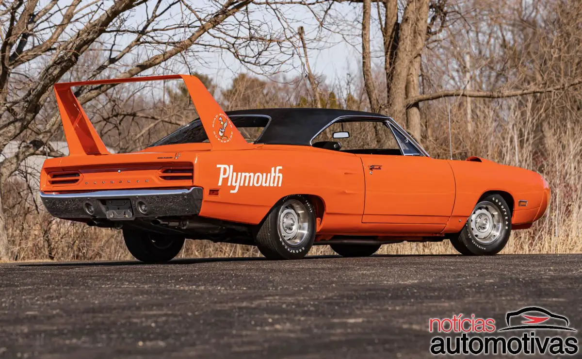 plymouth superbird (1) plymouth superbird (1)