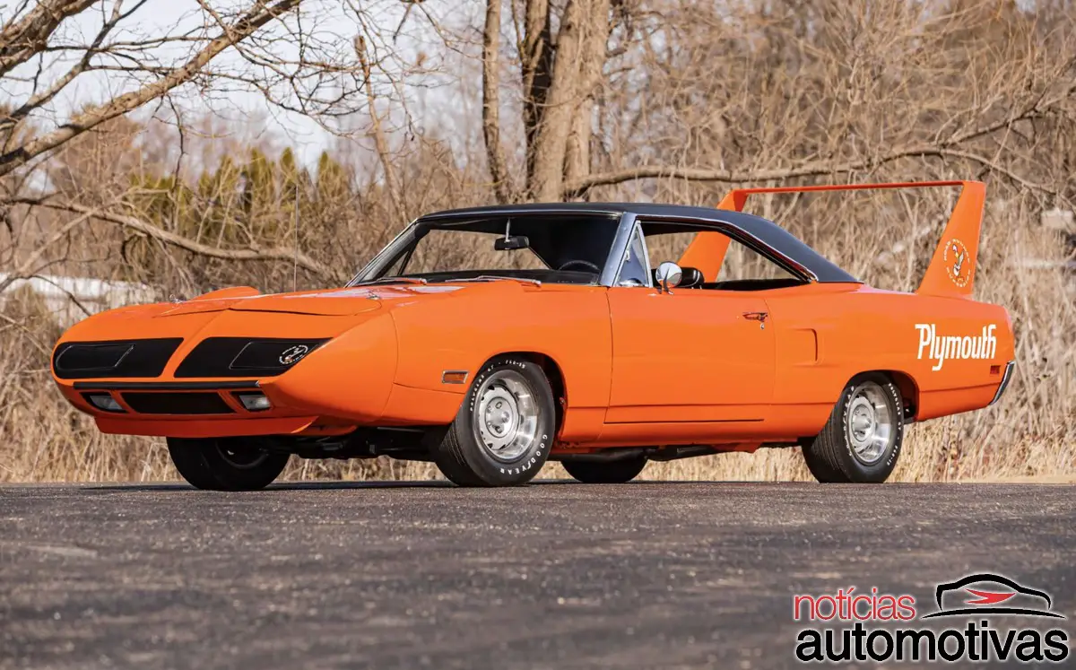 plymouth superbird (2) plymouth superbird (2)