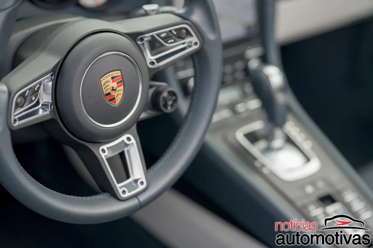 porsche logo (1) porsche logo (1)