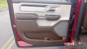 ram 1500 laramie avaliação na (22)