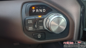 ram 1500 laramie avaliação na (35)