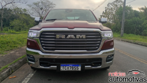ram 1500 laramie avaliação na (9)