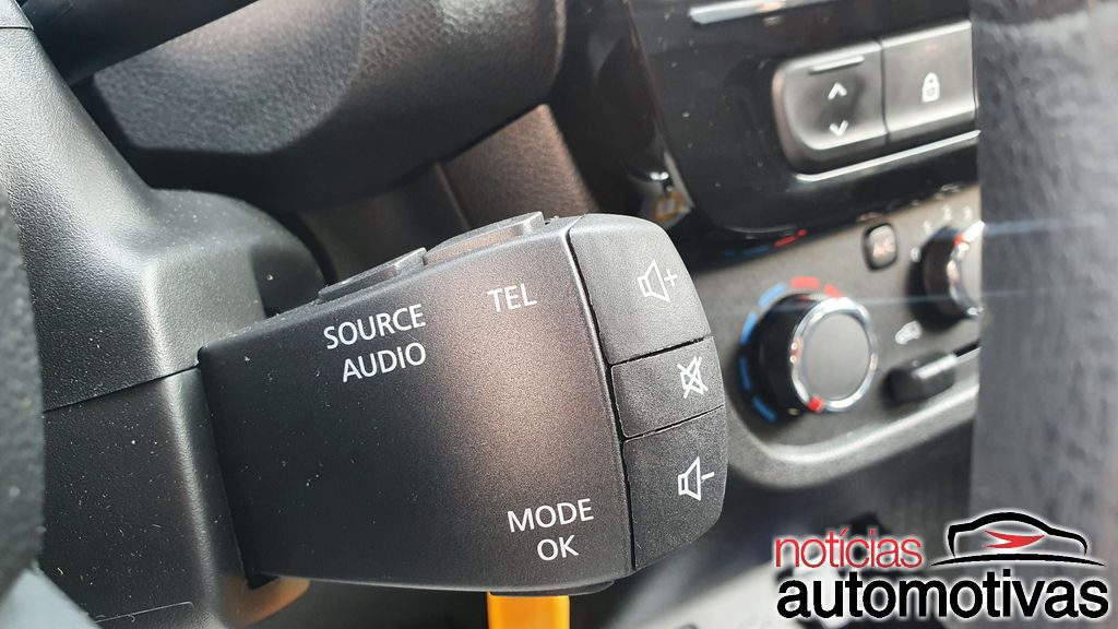 renault kwid 2023 avaliacao na 44