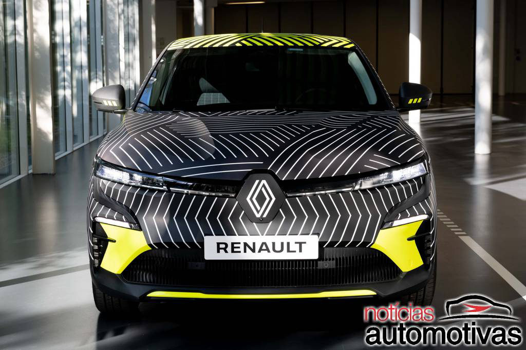 Renault Megane E-Tech tem imagens reveladas e alcance de 450 km 