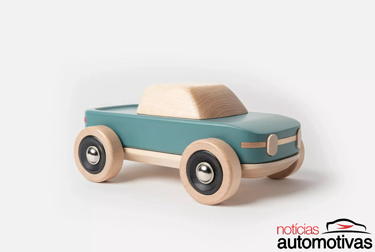 rivian brinquedo madeira (1)