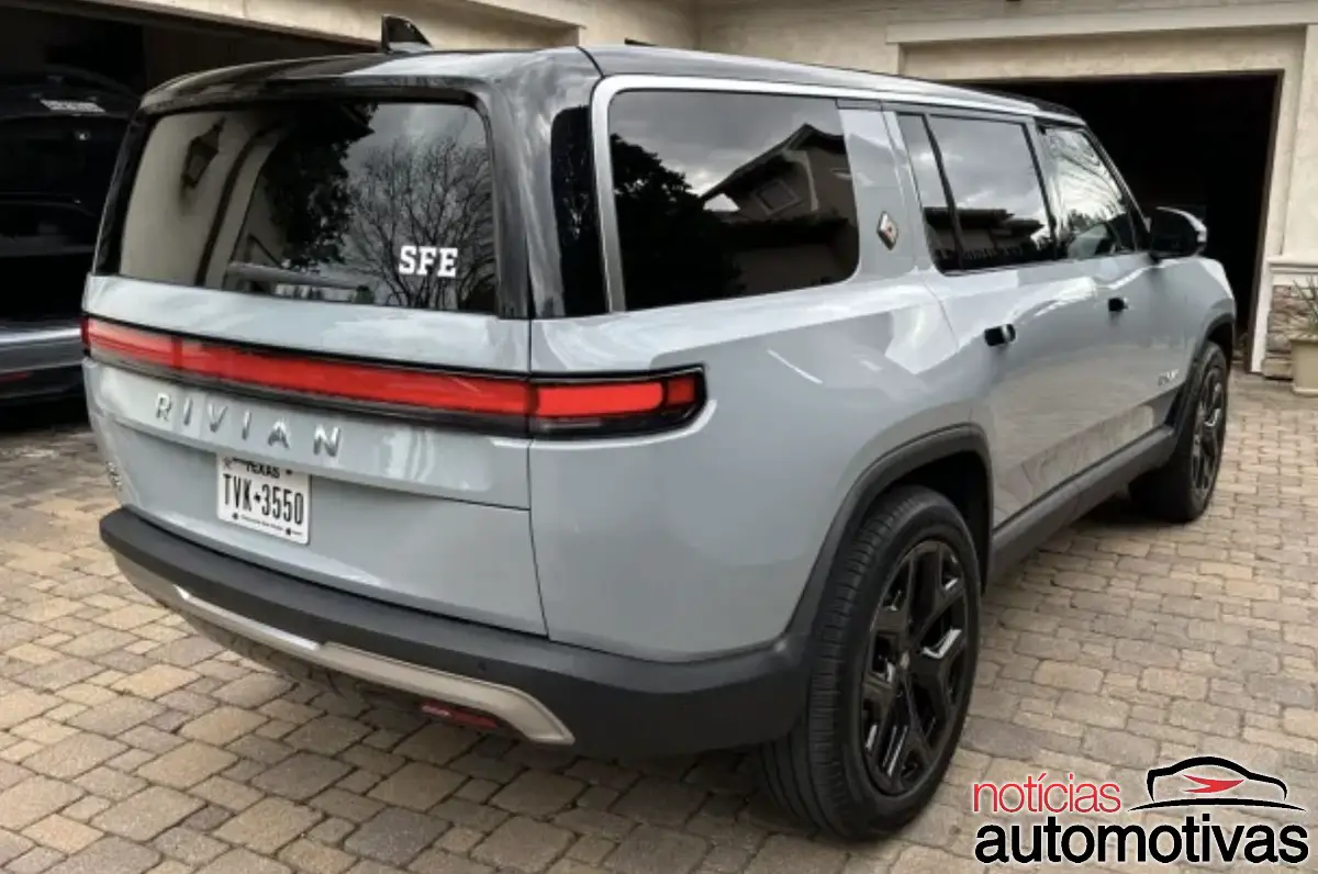 rivian r1s leilao (2)