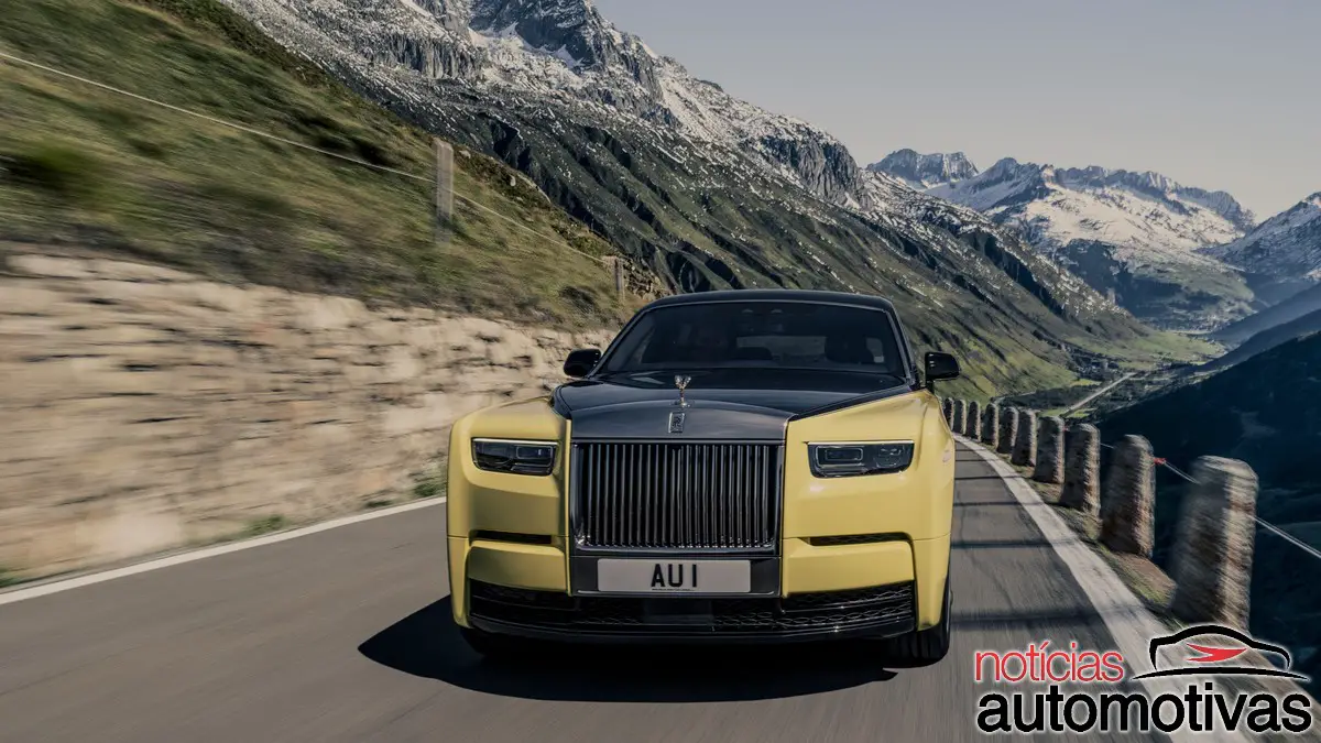 rolls royce phantom goldfinger 8