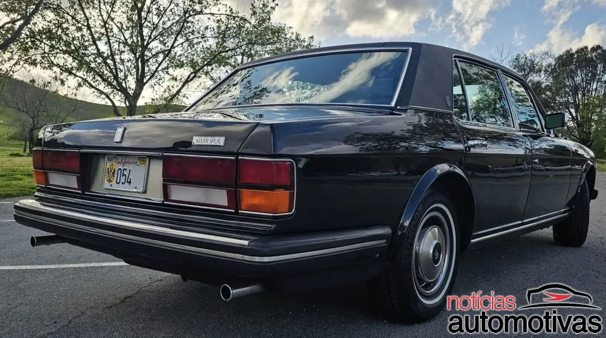 rolls royce silver spur (2)