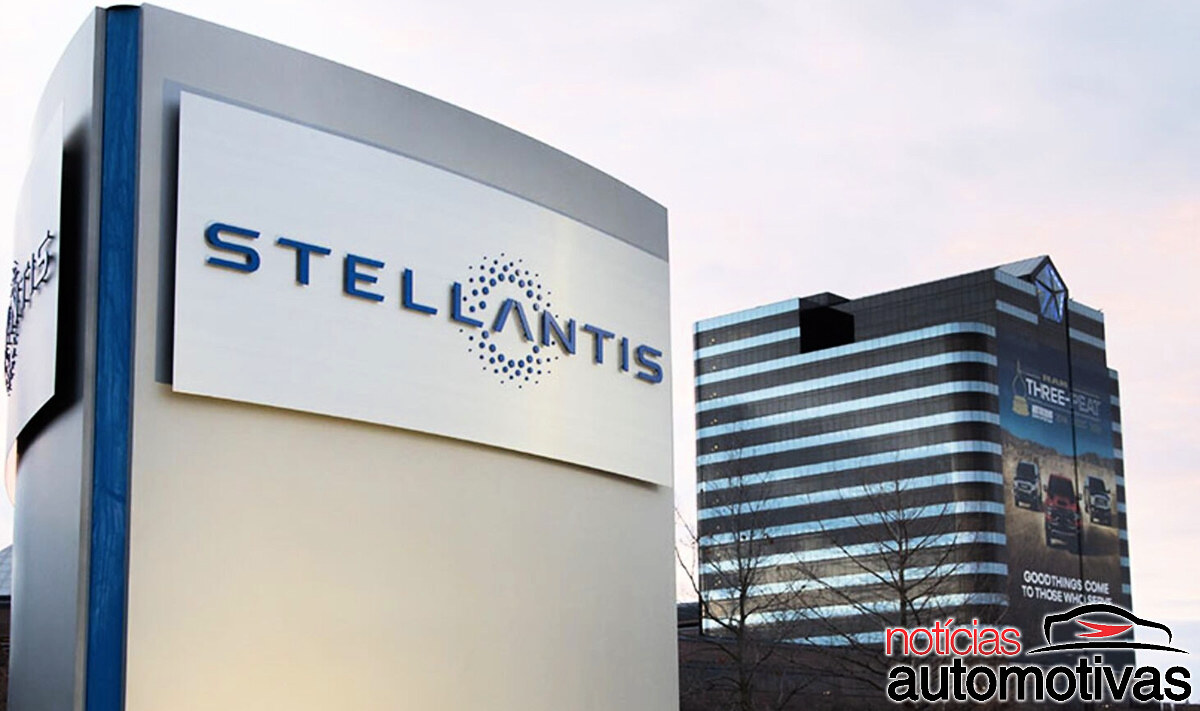 Stellantis obriga os funcionários: “Ou você dirige carro de uma das marcas do grupo, ou vai ganhar meia hora de caminhada”