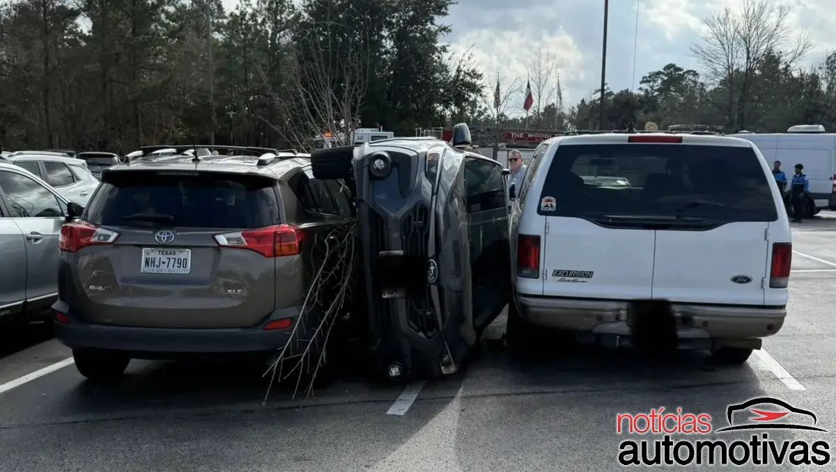 subaru sanduiche estacionamento (3)