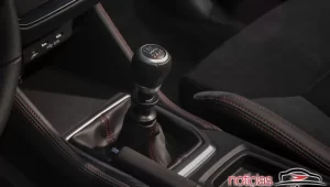 Subaru WRX 2022 assume nova forma e chega com 275 cavalos 
