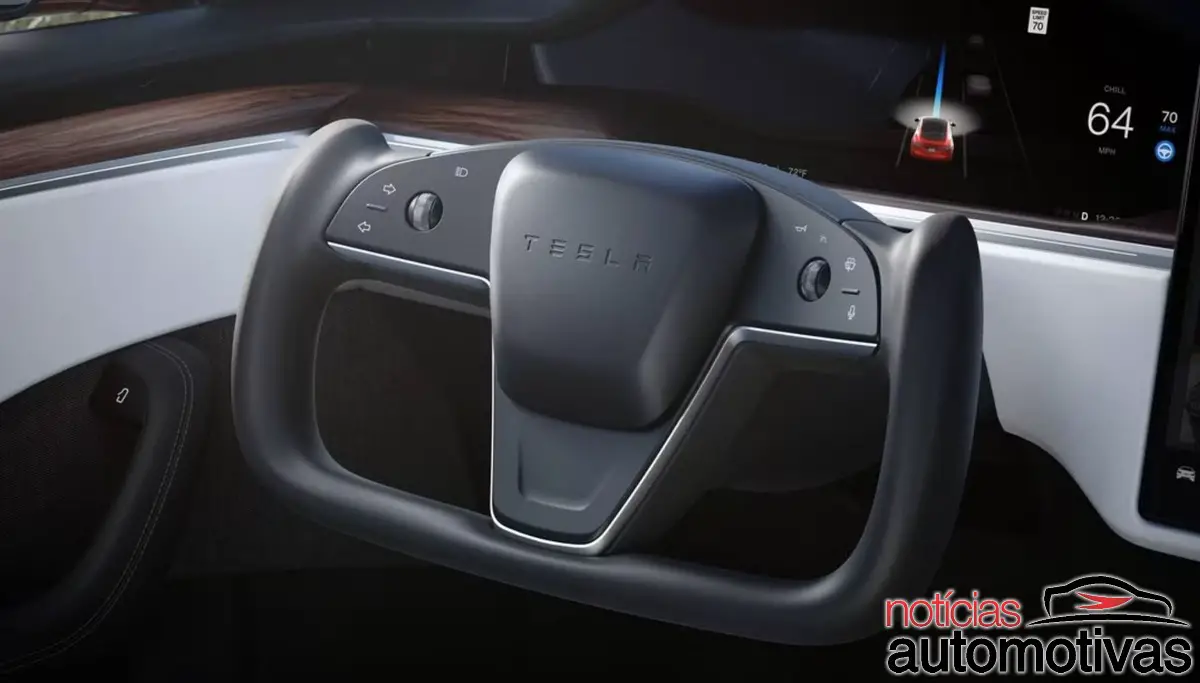 Quem diria? Tesla começa a retirar o polêmico “manche” da maioria de seus modelos; ninguém vai sentir falta