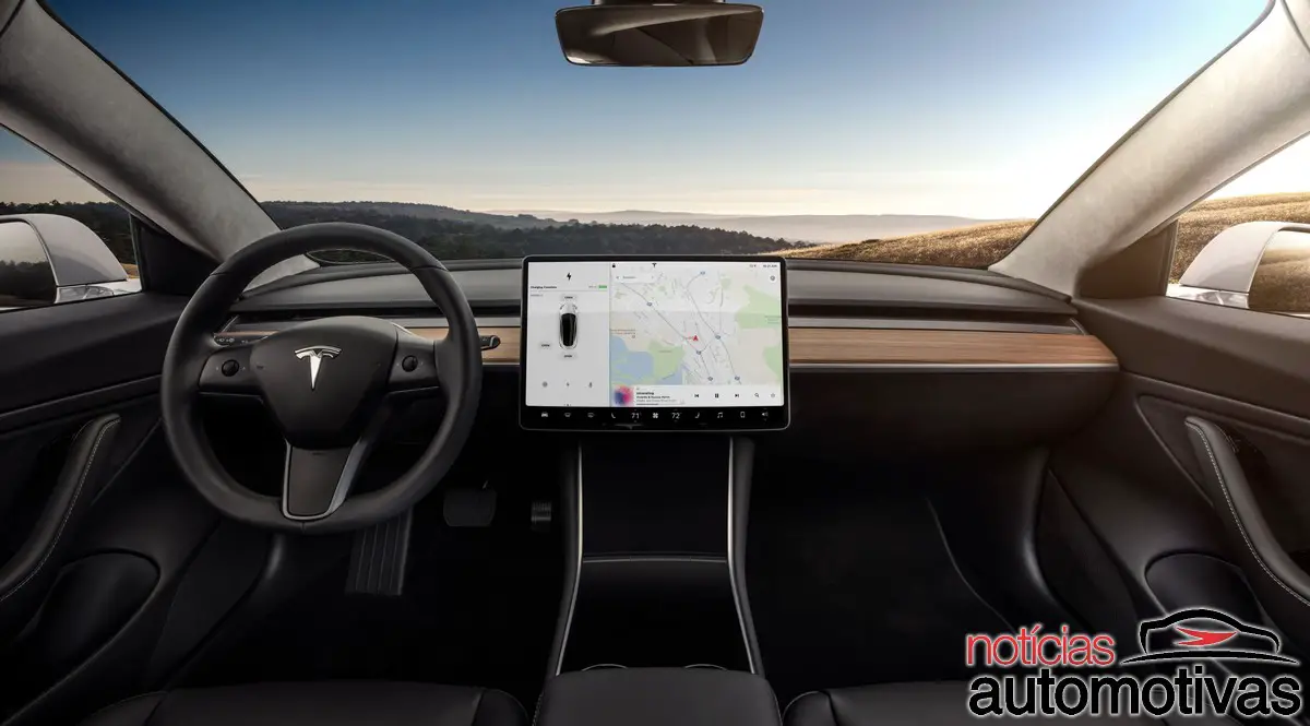 tesla model 3 (4) tesla model 3 (4)