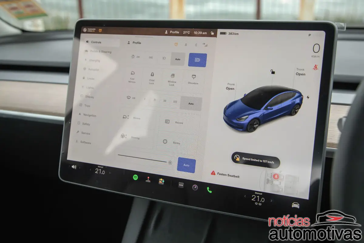 tesla model 3 (5) tesla model 3 (5)