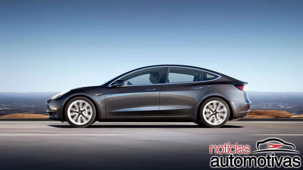 Tesla Model 3 com bateria de 100 kWh pode alcançar 700 km 