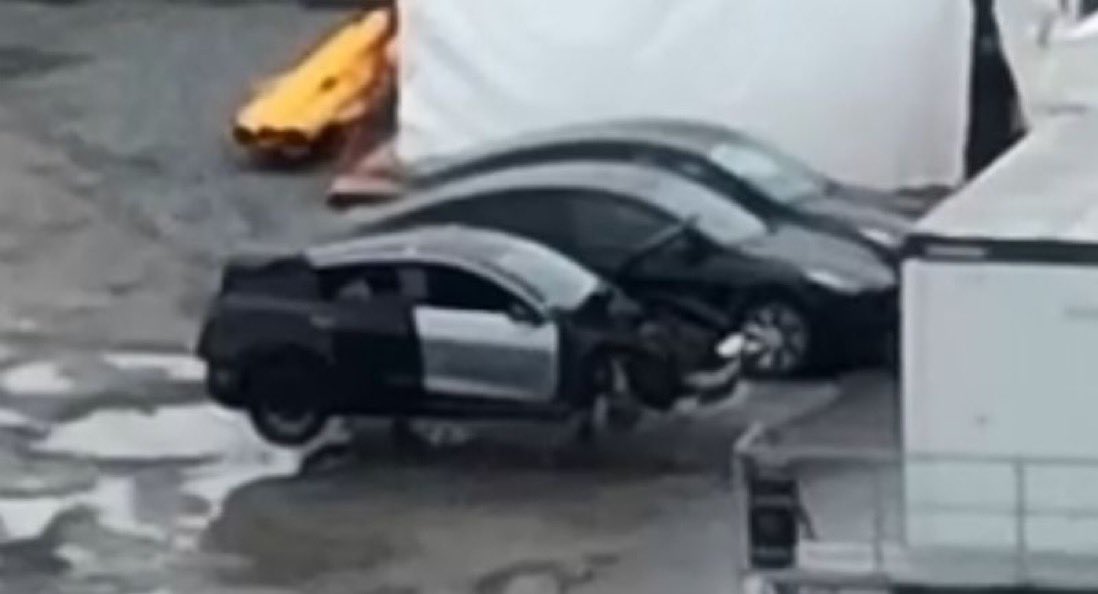 Flagra: Este será o novo carro de entrada da Tesla?