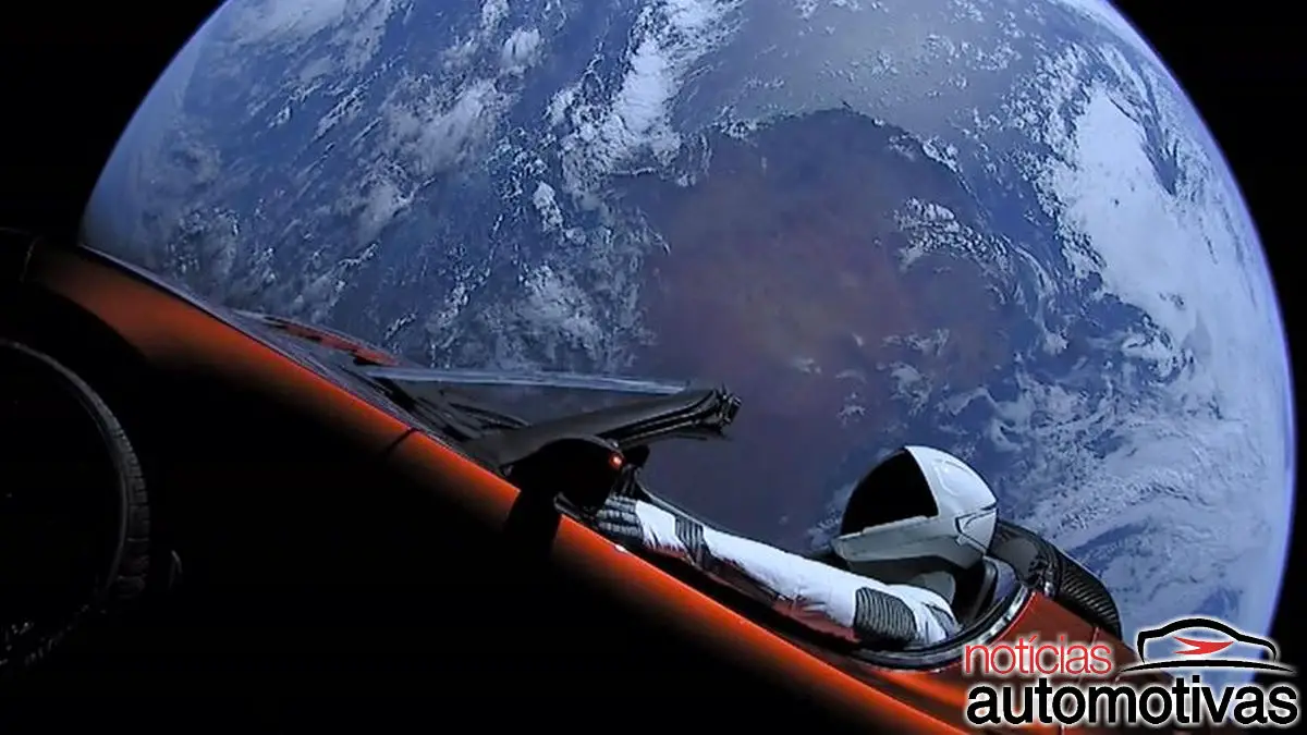 tesla roadster space