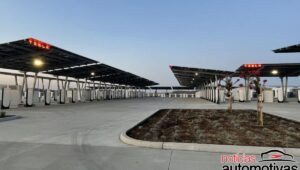 tesla supercharger oasis (1)