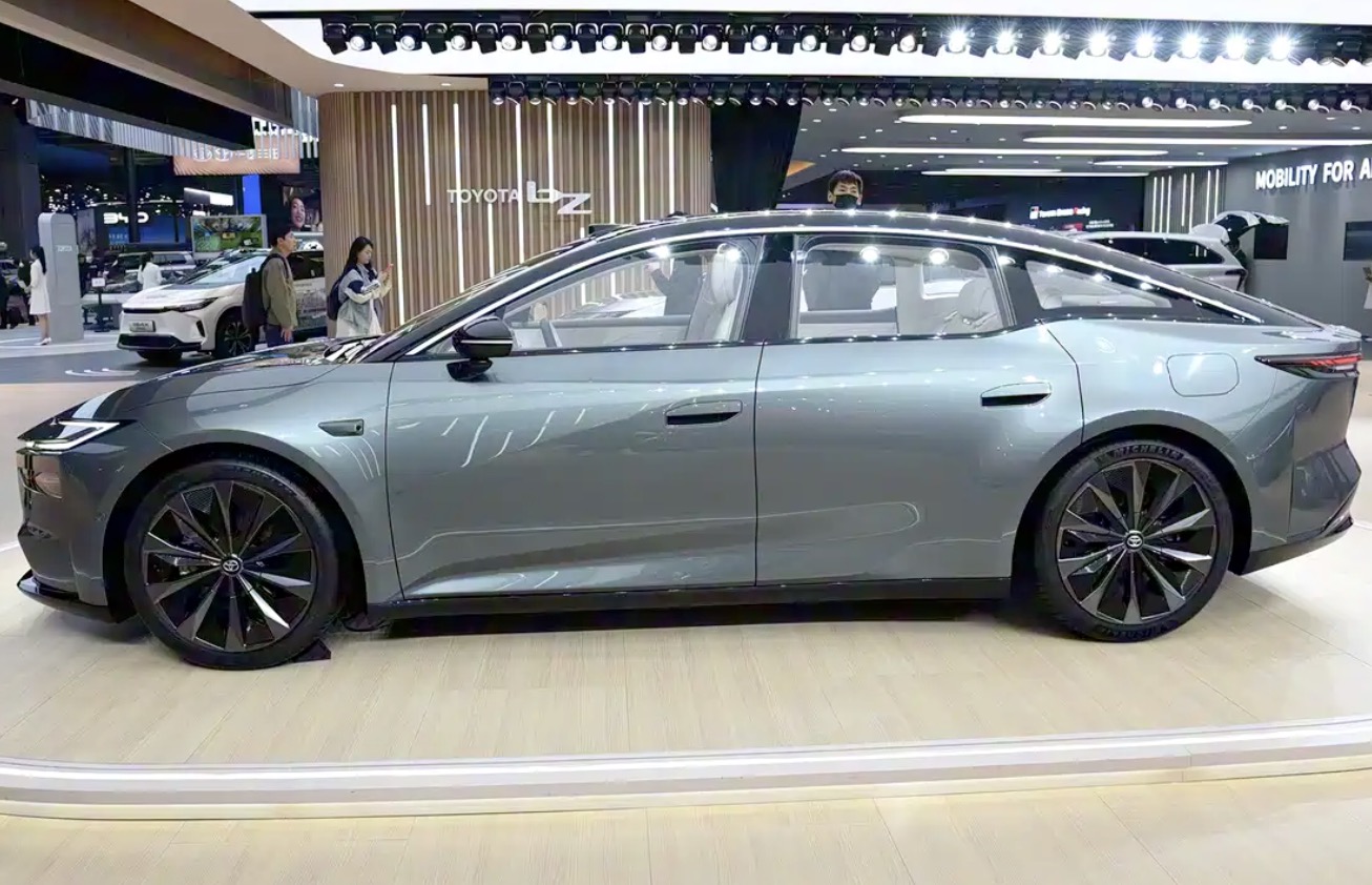 toyota bz7 lancamento 3 toyota bz7 lancamento 3