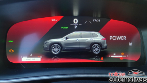 toyota corolla cross xrx avaliação na (16)