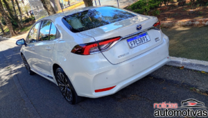 toyota corolla hybrid 2026 avaliação na (11)