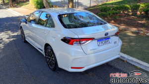toyota corolla hybrid 2026 avaliação na (12)