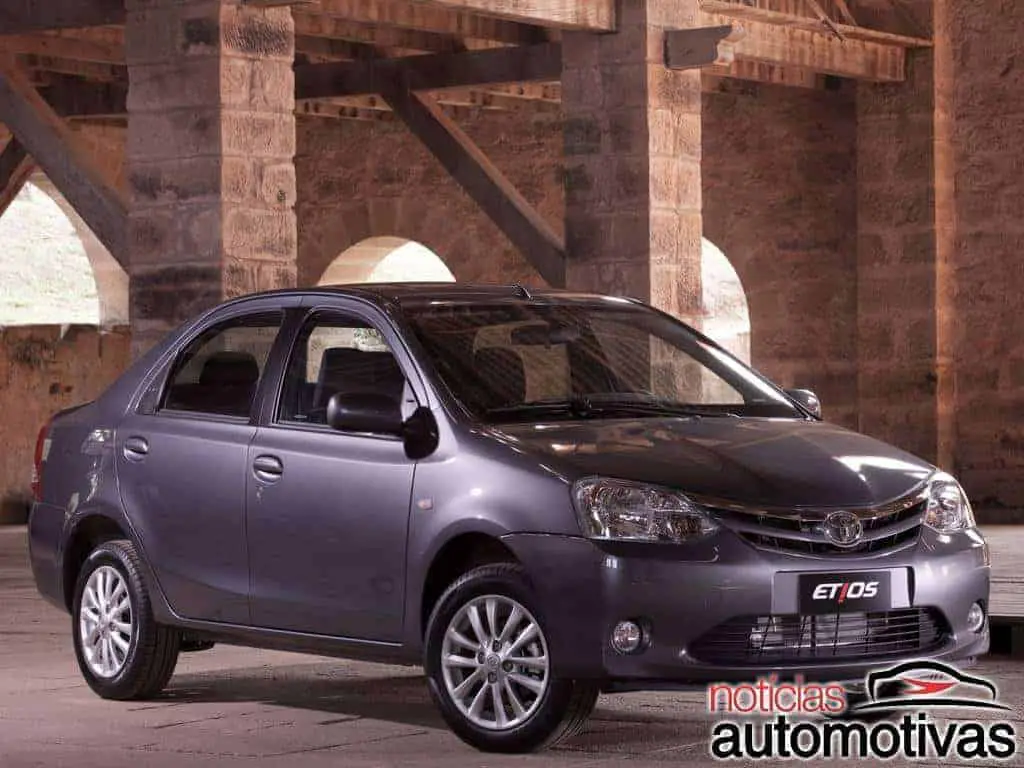 Etios Sedan 2015: fotos, desempenho, consumo, versões, preço 